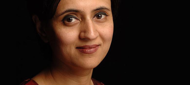 Sagarika Ghosh abuses a man for asking tough questions to Rahul Gandhi in Singapore