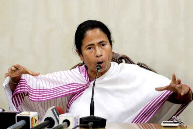 TMC and Congress oppose Assam govt's decision to expose illegal immigration in the state