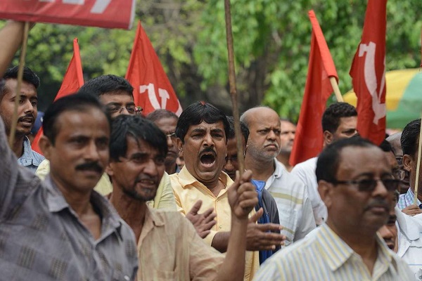 Strike called by 16 left parties in West Bengal turns out to be a flop