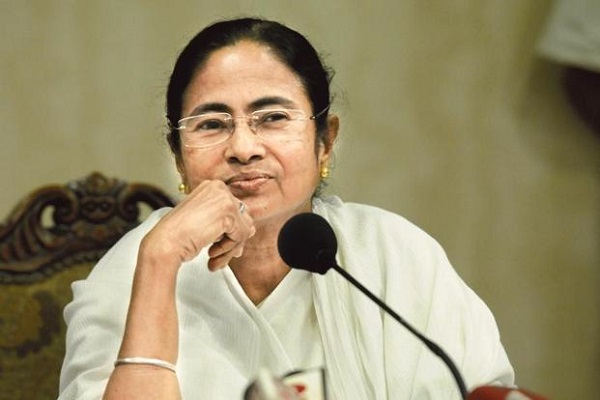 Mamata Banerjee castigates Rahul Gandhi for moving impeachment motion against the CJI