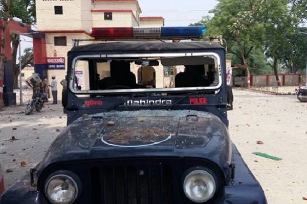 Mass violence erupts in Azamgarh over Facebook post which questioned Islam