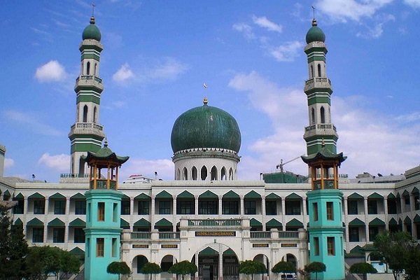 China's top Islamic regulatory body instructs all Mosques to hoist the National Flag