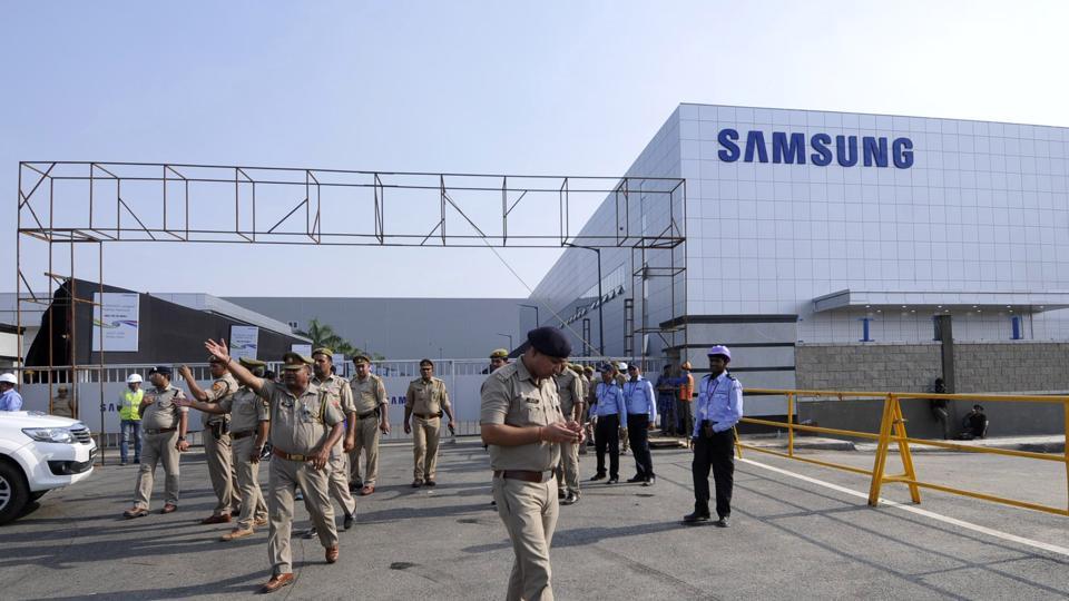 PM Modi to inagurate world's largest mobile manufacturing facility at Noida with South Korean President Moon Jae-in