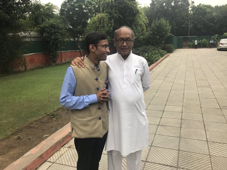 Congress troll ‘temporarily’ shuts down fake news website after OpIndia expose, continues to spread fake news on Facebook