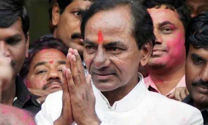 Telangana CM K Chandrasekhar Rao announces Rs. 10 lakhs for every family in his native village in Siddipet