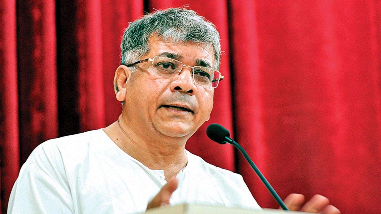 Prakash Ambedkar trains guns on RSS