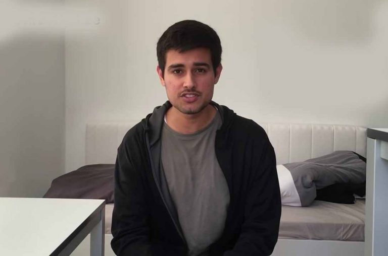 Pro-AAP blogger Dhruv Rathee tries to expose BJP spokesperson, exposes his own low IQ