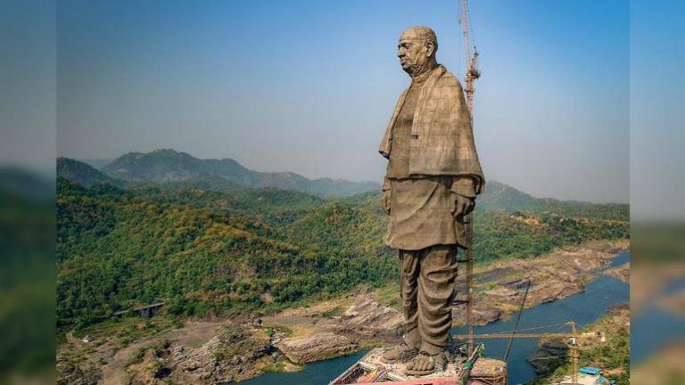 Sardar a “right wing bigot”? How liberals defame India globally