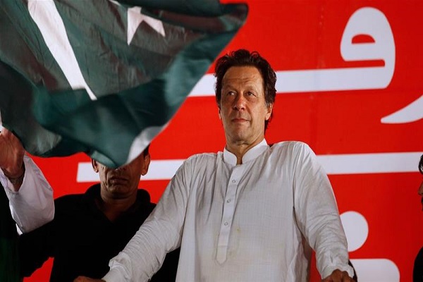 Pakistan PM slammed by India, for his tweet