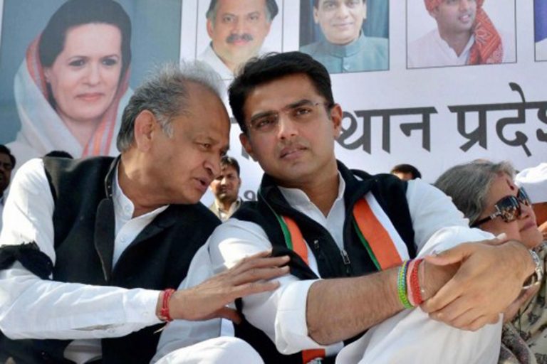 Rajasthan: Congress short of 2 seats from majority, rebel MLAs might favour Gehlot as CM
