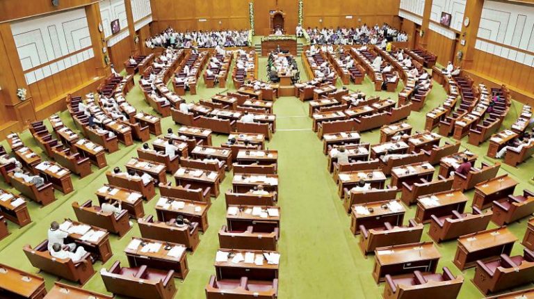 CAG report finds anomalies in Karnataka government land grant, Congress among beneficiaries