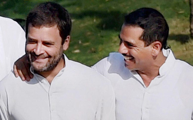 Robert Vadra is trouble: ED issues look out circular against Vadra's executive assistant