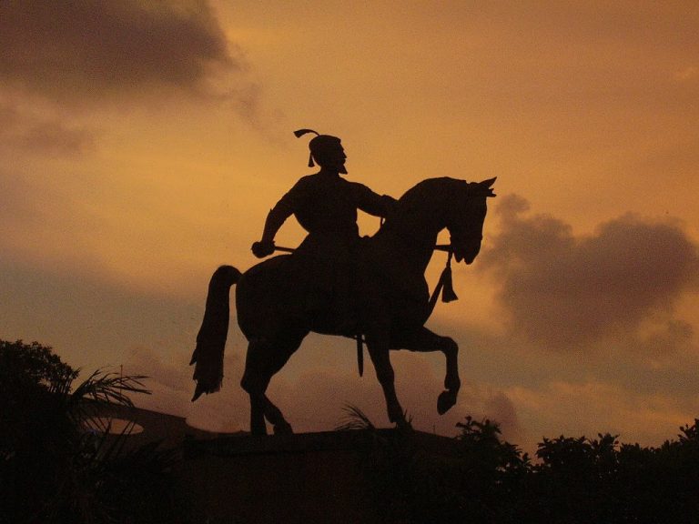 Pakistan minister says ‘bells won’t toll in temples’, he forgets, India is the land of Chhatrapati Shivaji Maharaj