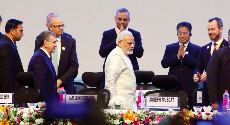 Vibrant Gujarat Summit: Investments worth lakhs of crores announced by Indian and foreign companies