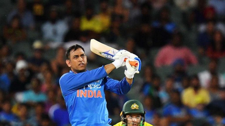 Mahendra Singh Dhoni: Not going gentle into the dark night