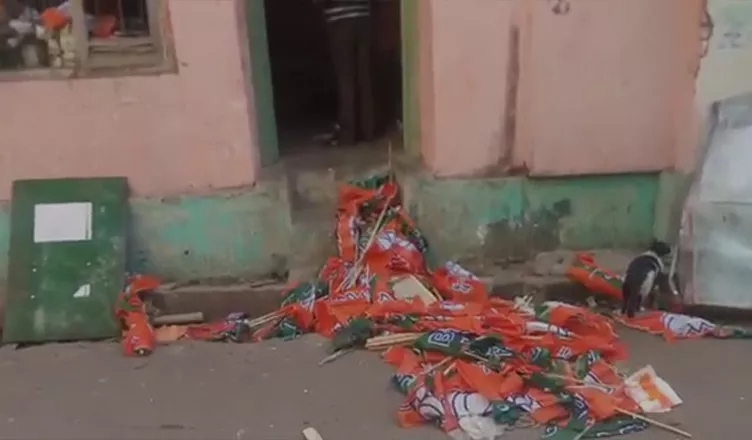Kolkata: BJP office in Bhabanipur vandalised by TMC workers