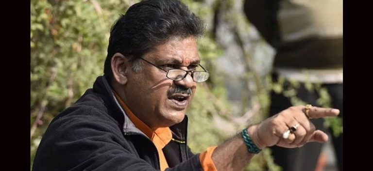 Congress workers used to do booth capturing for me and my father when there was no EVM : Congress leader Kirti Azad