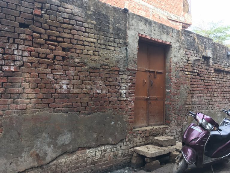 Agra: Police seals illegal slaughterhouse after journalist shares images on social media