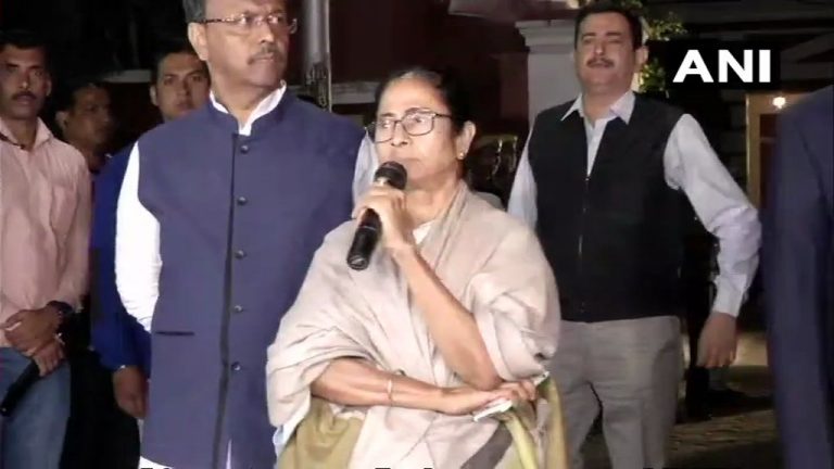 Kolkata drama: Mamata Banerjee comes out in support of Police Commissioner Rajeev Kumar, calls CBI probe a ‘political vendetta’
