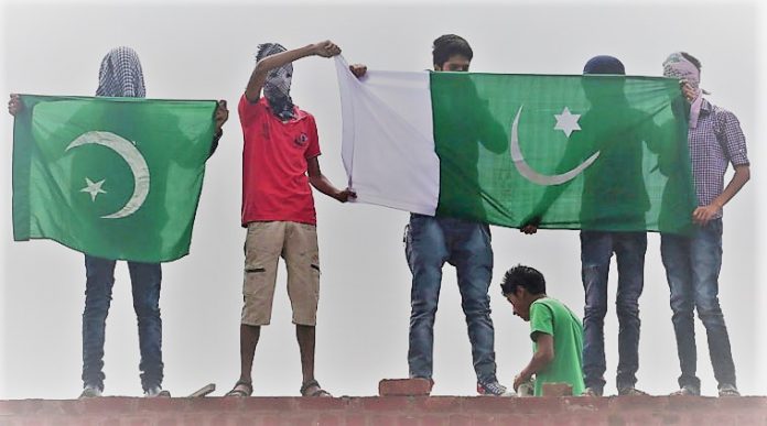Pakistani flag in Kashmir