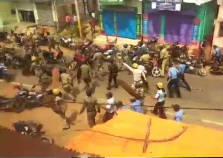 West Bengal police baton-charges BJP workers to stop them from taking out Vijay Sankalp bike rally