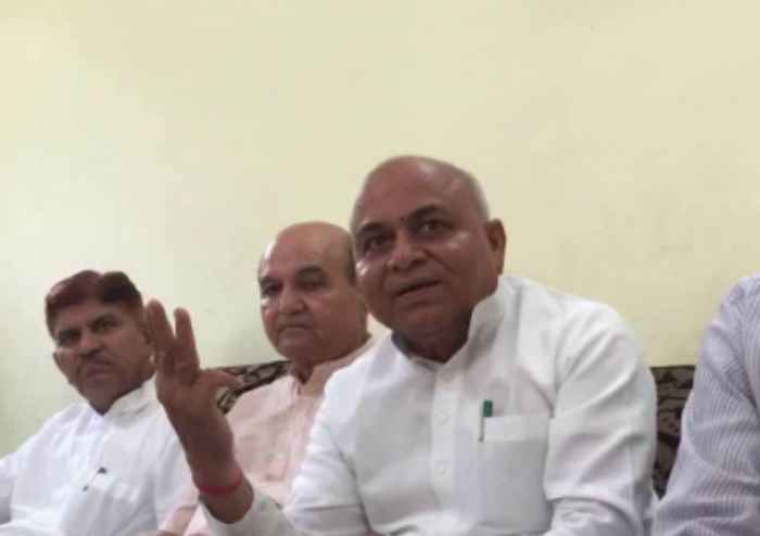 Madhya Pradesh: Congress minister backs Digvijaya Singh’s ‘accident’ remark on Pulwama terror attack