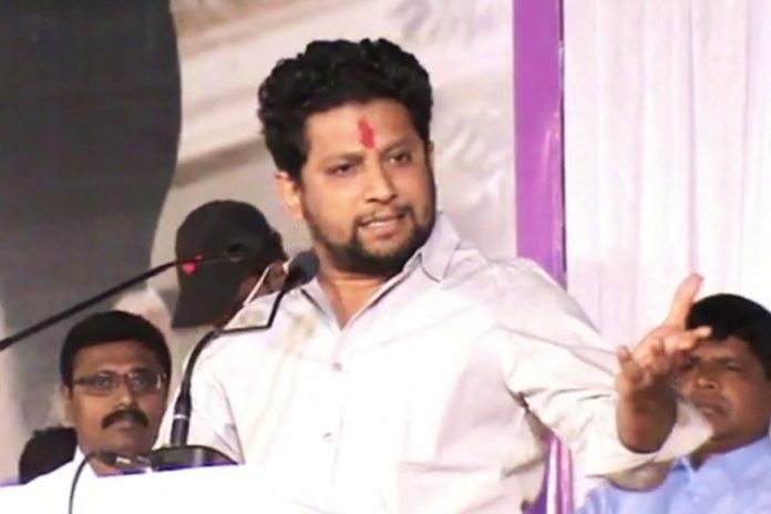Congress Leader of Opposition Radhakrishna Patil's son joins the BJP