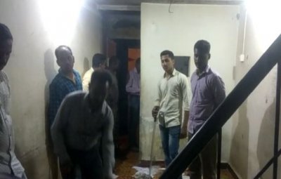 Salim Mullah attxked the police team that went to raid former deputy mayor Shama Mullah’s residence