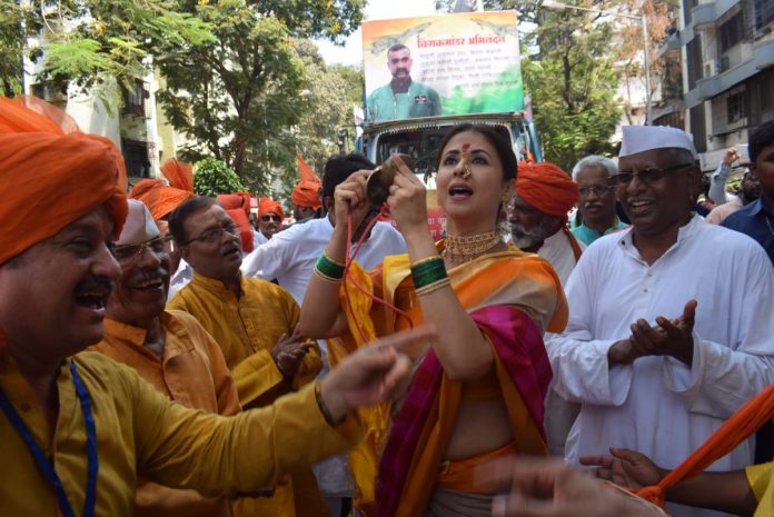 Congress leader Urmila Matondkar uses Wg Co Abhinandan's posters in her rallies