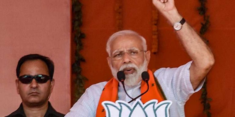 ‘Samajwadi’ leaders ignored building houses for poor, were busy fitting imported tiles and ‘Tontis’ in their own Bungalows: PM Modi in Etah rally