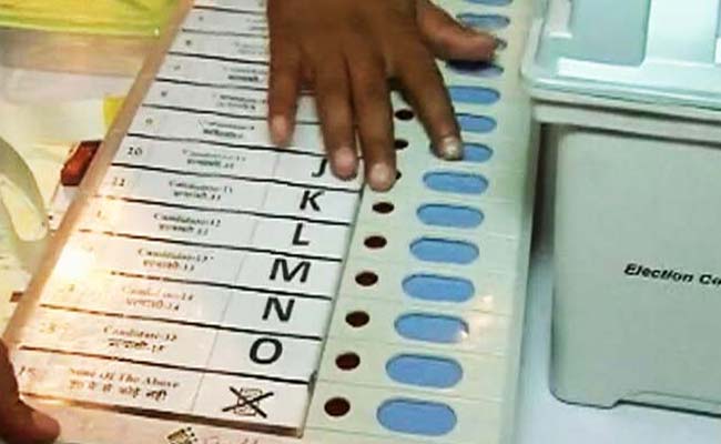 IIT graduate and an IAS officer explains in detail why EVMs can’t be ‘hacked’ or ‘tampered’ with