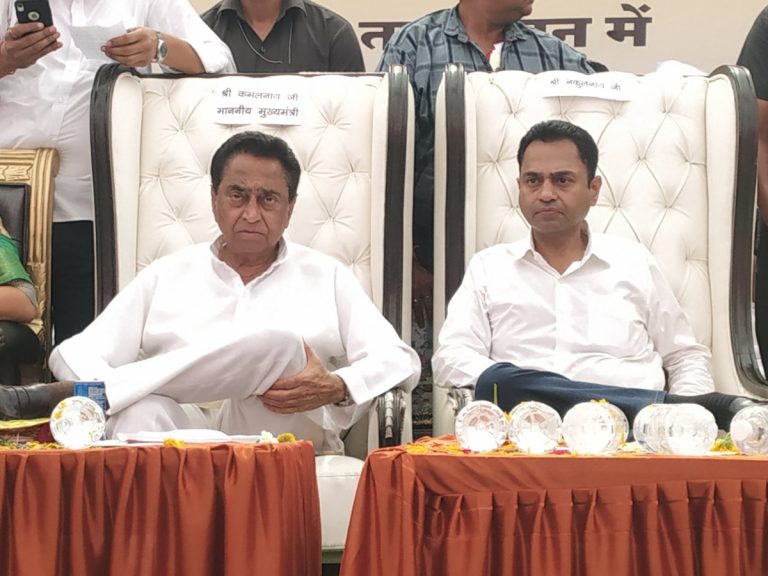 As Kamal Nath finds himself amidst I-T raids, son Nakul Nath declares assets worth over 600 crores in election affidavit
