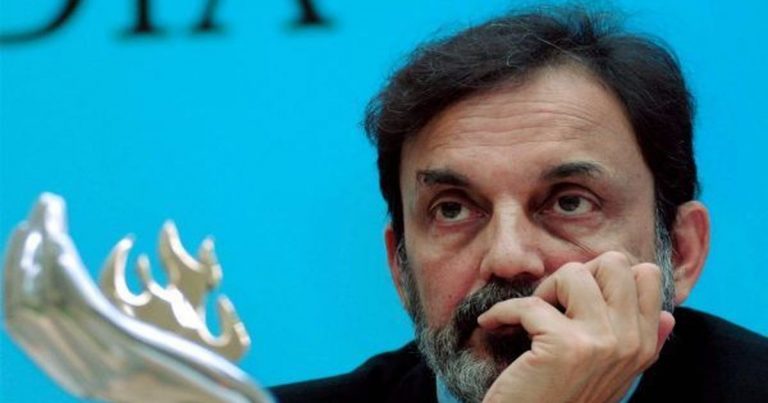 NDTV’s Prannoy Roy says youth voting for a strong leader is ‘worrying’, twists voter’s statements to further his own agenda