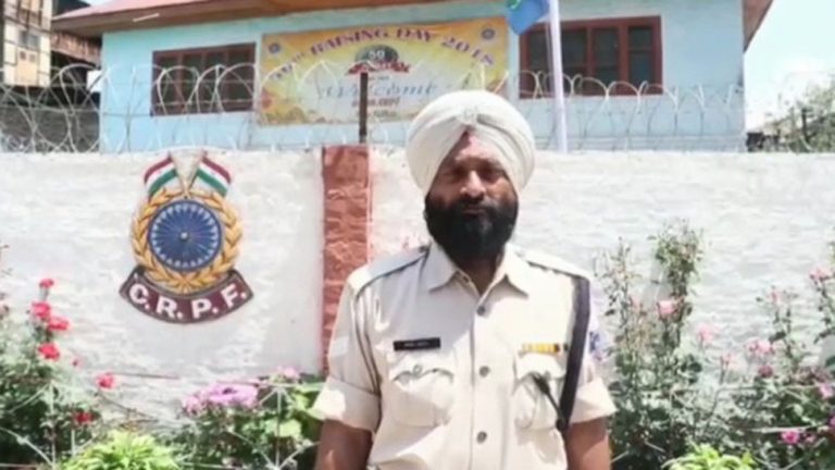 CRPF HC and Pulwama survivor Iqbal Singh’s video of feeding a hungry Kashmiri kid wins hearts on social media