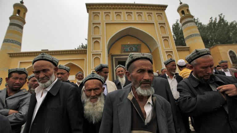Muslims call for boycott of Chinese products to oppose atrocity on Uighurs and ban on Ramzan in China