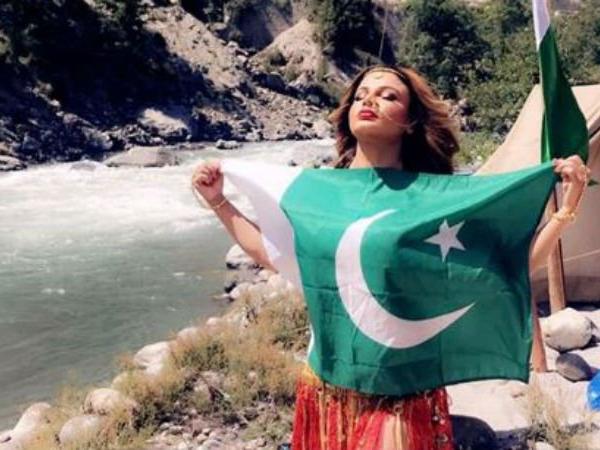 Rakhi Sawant poses with a Pakistani flag, gets abused by Pakistanis, Rakhi asks them to ‘don’t eat my brain’