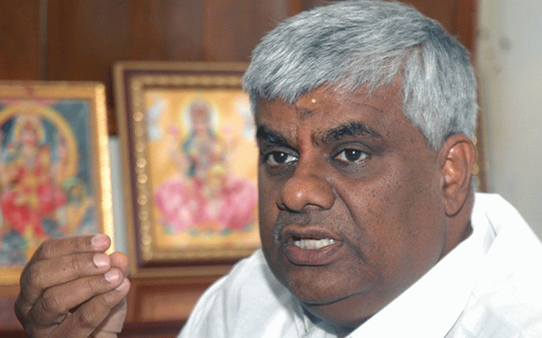 “People who vote for secular parties get better academic results”, says Karnataka minister referring to SSLC results