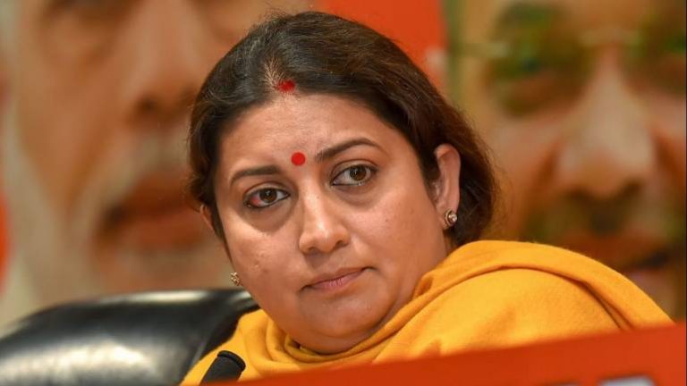 Smriti Irani hits out on Rahul Gandhi, says the despicable family is ready to kill an innocent man for their politics