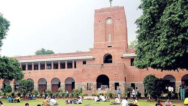 Teachers in St. Stephen’s college oppose Church’s intrusion into admission process, get warned