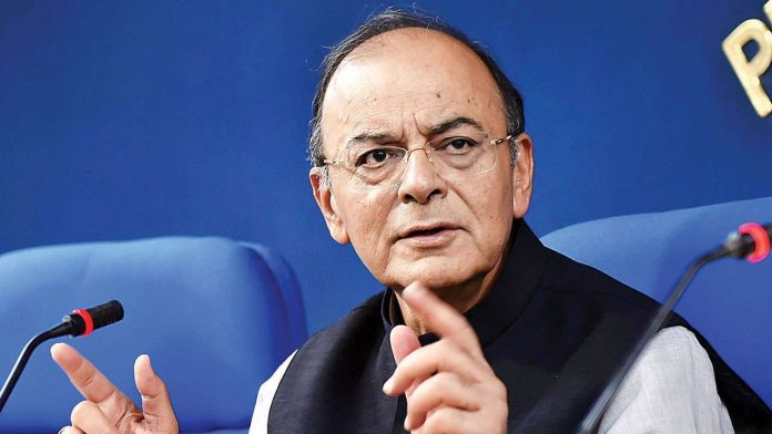 Arun Jaitley vacates his government bungalow and surrender his official cars