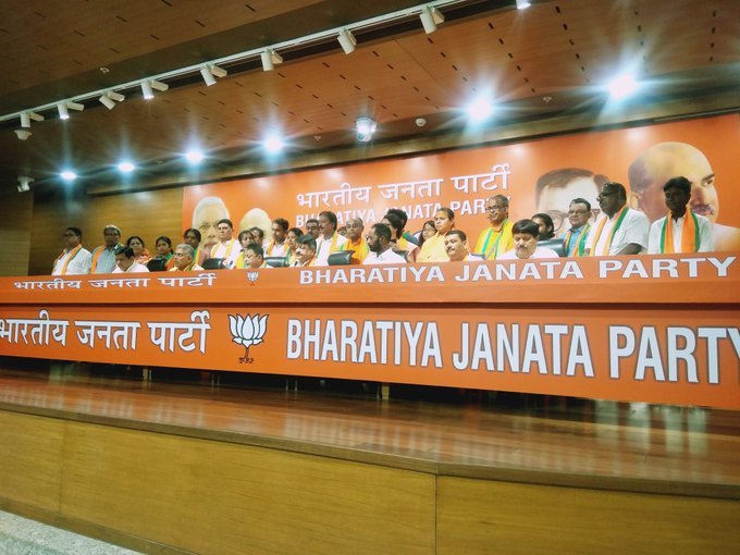 Another jolt to Mamata Banerjee as TMC’s Nowpara MLA Sunil Singh, 12 councillors join BJP