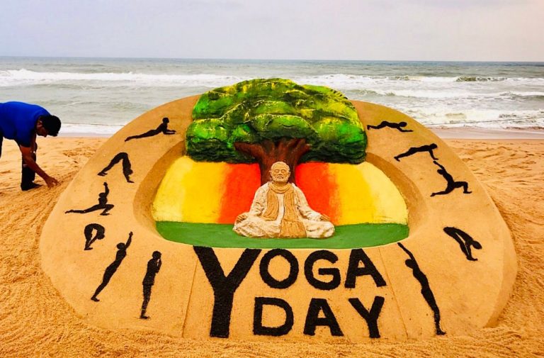 From yoga in Siachen to Om Shanti chants in the UN: Some visuals of fifth International Yoga Day