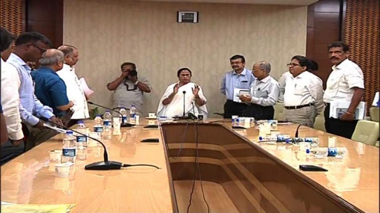 Junior Doctors in West Bengal call off week-long strike after amicable meeting with CM Mamata Banerjee