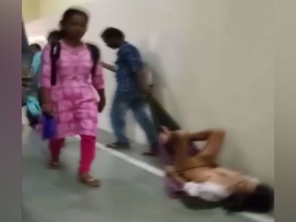 Madhya Pradesh: NSCB Medical College staff drags patient to X-ray room on a bedsheet