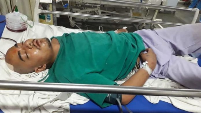 RJD MLA Ashok Kumar's son Ankur Kumar and his associates have allegedly beaten up a food vendor because they did not like his food