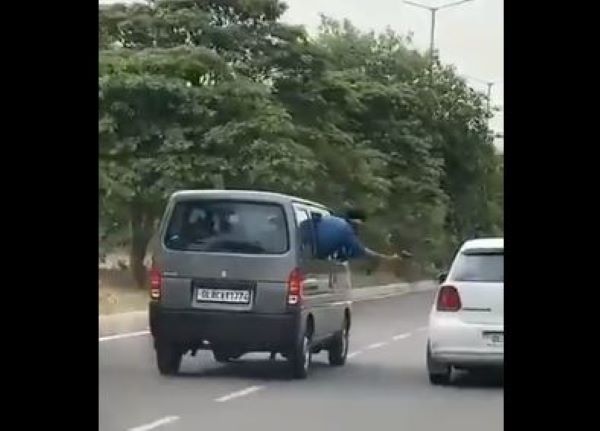 Fact check: Viral video of ‘robbery attempt’ in Noida was a stunt being performed for a YouTube channel