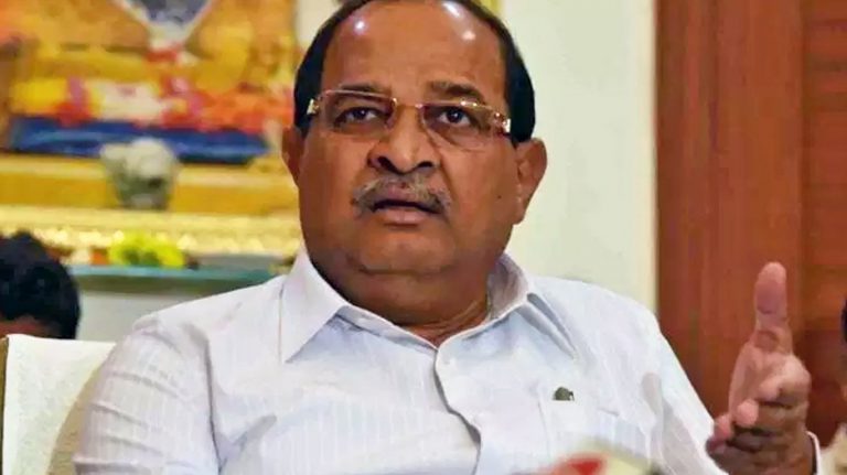 Major jolt to Maharashtra Congress: Radhakrishna Vikhe Patil resigns, might join BJP with 10 other MLAs