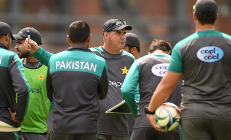 Pakistan coach Mickey Arthur says he wanted to commit suicide after Pakistan lost to India in the World Cup match
