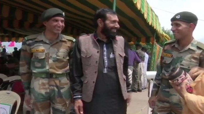 Martyred rifleman Aurangzeb's brothers join the Armed Forces