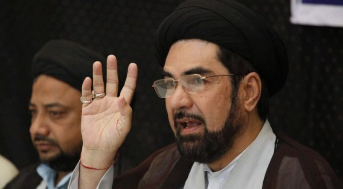 Police complaint filed against Shia cleric and Mahmood Pracha after announcing that they would help Muslims, Dalits to procure firearms